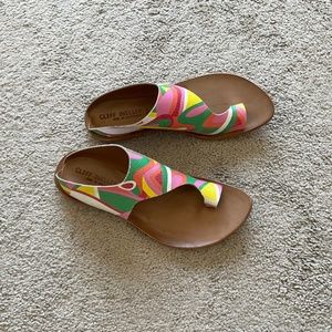 Cydwoq sandals